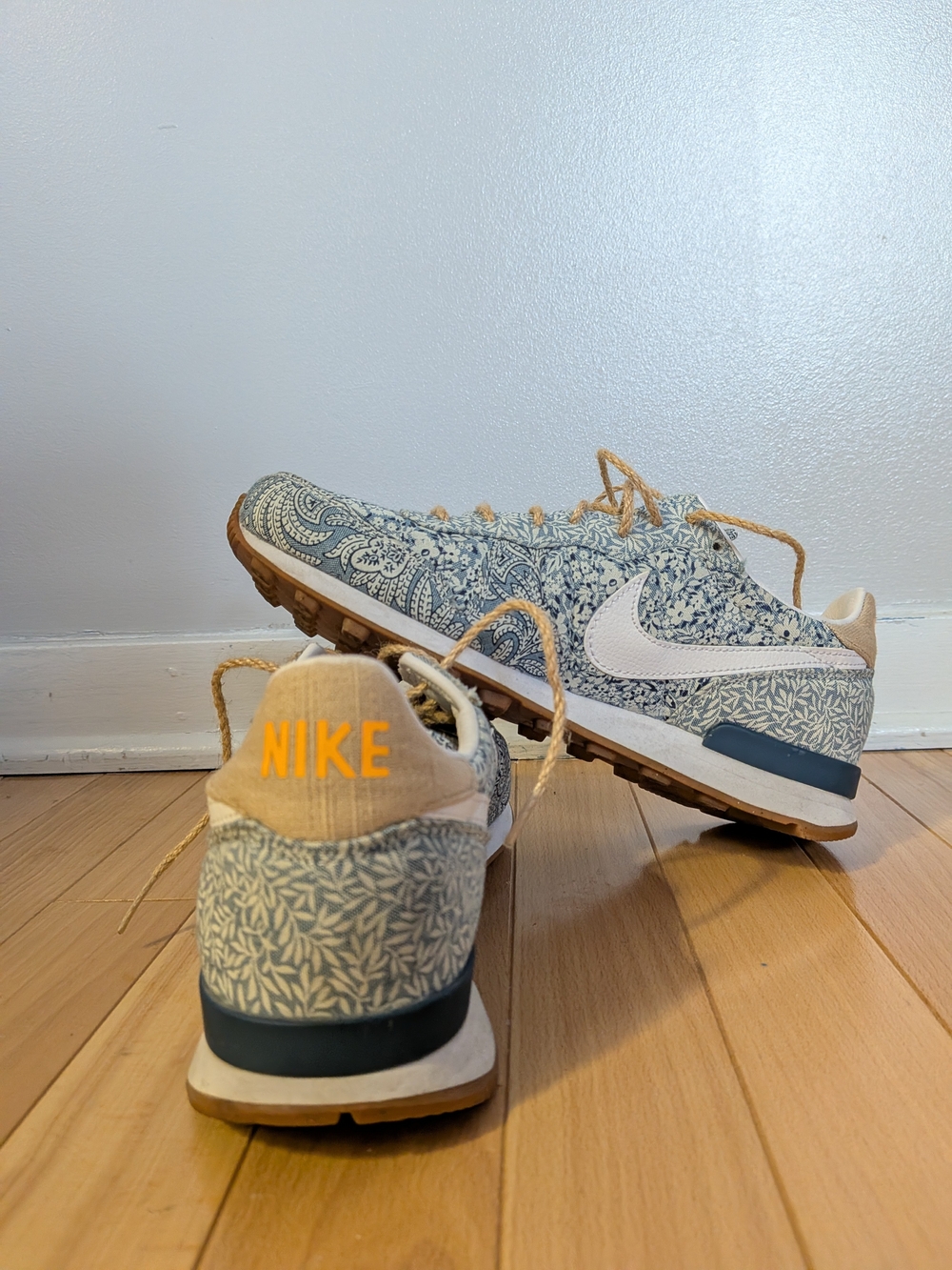 Nike Internationalist liberty - Limited Edition - Picture 3 of 4